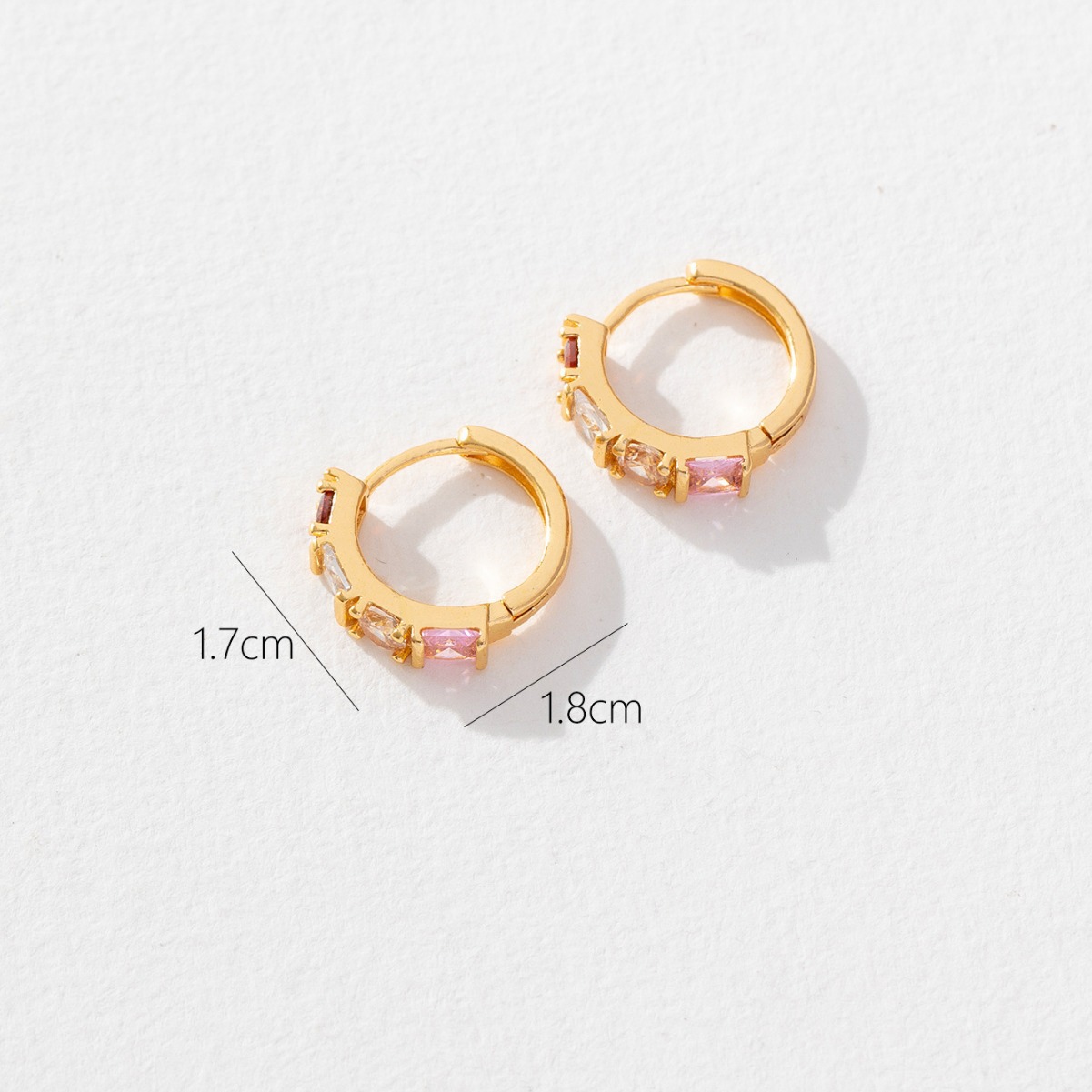 Xyin comercio exterior transfronterizo color zircon ligero de lujo auriculares chapado en oro 18K retrógrado aretes redondos exquisitos y simples