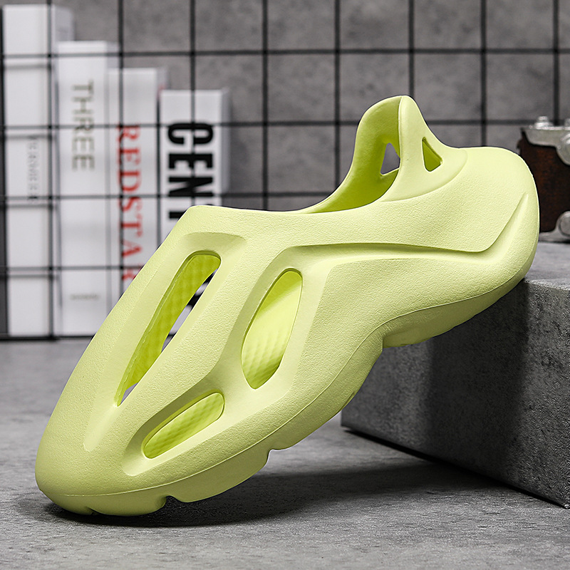 Cross-border hot selling slippers men's summer fashion casual poop feeling beach soft bottom home couple sandals men's and women's slippers Cross-border hot selling slippers men's summer fashion casual poop feeling beach soft bottom home couple sandals men's and women's slippers