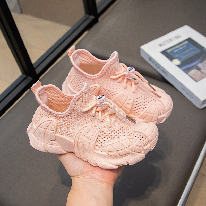 Zapatos para niños, zapatos de red, verano 2025 nuevos zapatos deportivos para niños, superficie de malla transpirable, zapatos para correr antideslizantes para niños
