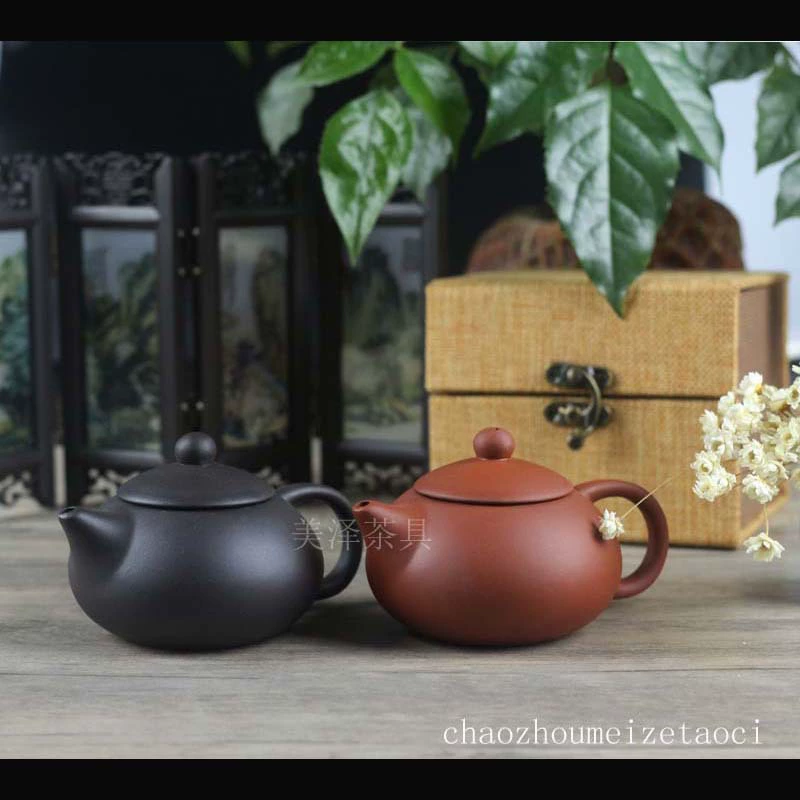 Xishi purple clay teapot 125 ml, kung fu tea set — affordable drainage teapot (red/black)