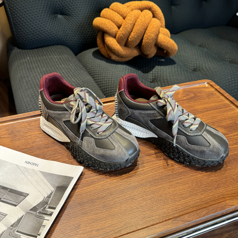 La marea no está en el sur para aumentar los zapatos de entrenamiento alemanes para mujer, primavera y verano, suela gruesa, zapatos deportivos de ocio Forrest Gump, música corta