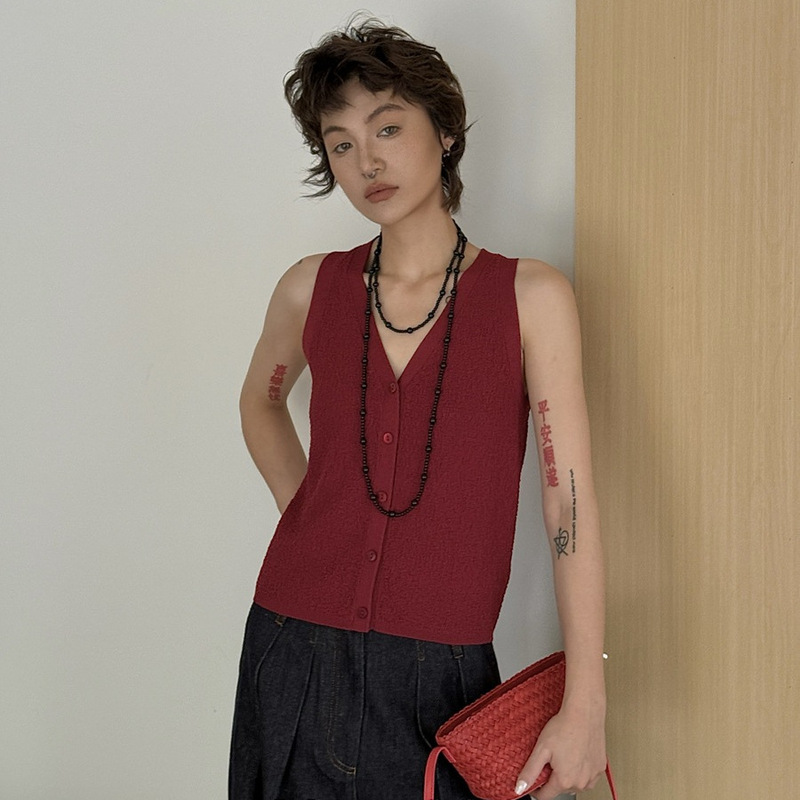 [Exquisite French Vest] Slim Knitted Vest, Feminine Slim V Neck Cardigan Top 25 Autum New Style