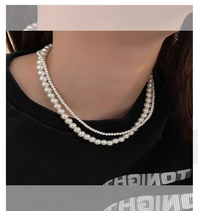 Lady Solid Color Imitation Pearl Titanium Steel Beaded Plating Women's Necklace 1 Piece display picture 3