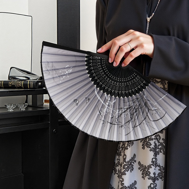 Ventilador plegable de verano, estilo chino, Hanfu, cheongsam, baile para niños, ventilador de estilo antiguo, ventilador de bambú plegable portátil