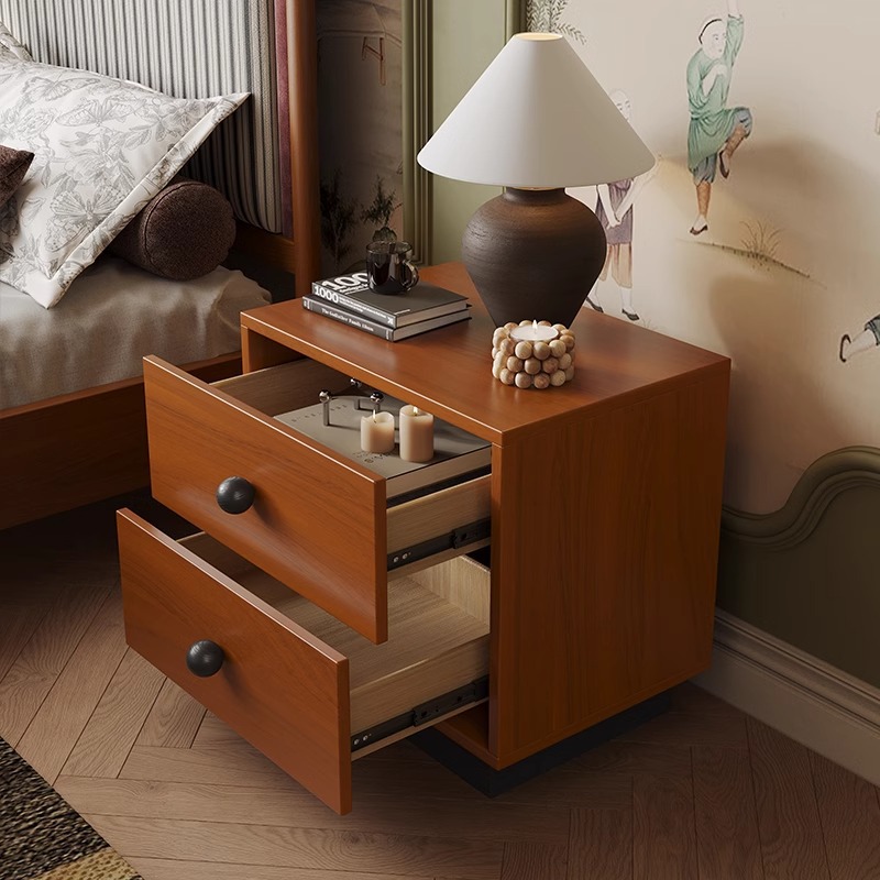 Mesita de noche de madera maciza medieval Dan Fansi Mesita de noche de dormitorio familiar de estilo retro moderno simple, pequeña sensación de alta gama