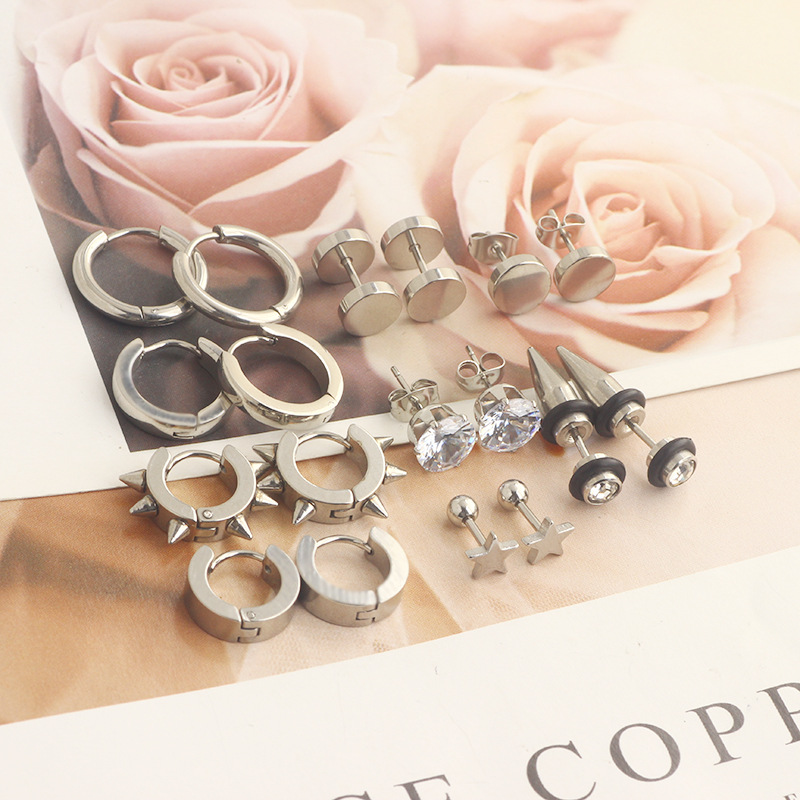 Labret piercing jewelry detail image