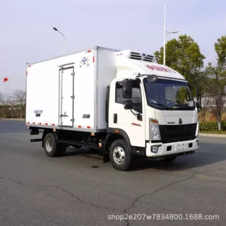 箱体内宽2.3米冷藏车包上个人户 4.2米重汽统帅宽体肉挂车冷链车