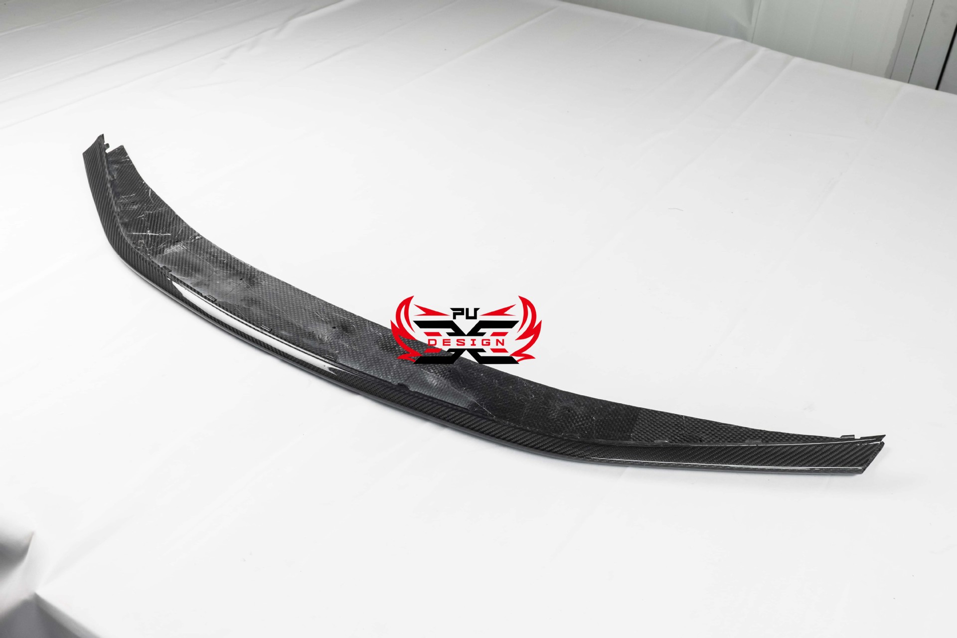 Suitable for Porsche 911 992 GT3RS original dry carbon fiber modification kit, front, middle, rear lip and side skirts