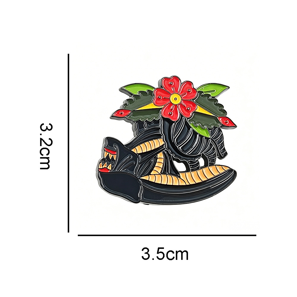 Traditional Tattoo Style Black Panther Enamel Brooch Gothic Lapel Pin Unique Trendy Backpack Badge Accessory