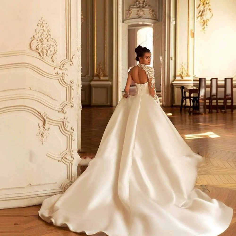 Комбинат Suzhou Foreign Trade Wedding Dress Factory Small tail cock heart collar satin single sleeve activity wedding dress two-wear style