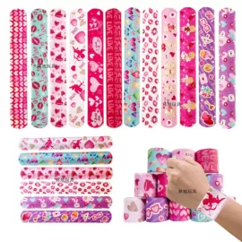 手环;钥匙扣及钥匙扣配件;饰品玩具