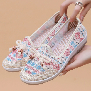 Cross-border 2025 spring and summer new mesh embroidered shoes TEMU generation hair soft bottom breathable mother shoes ethnic style casual shoes