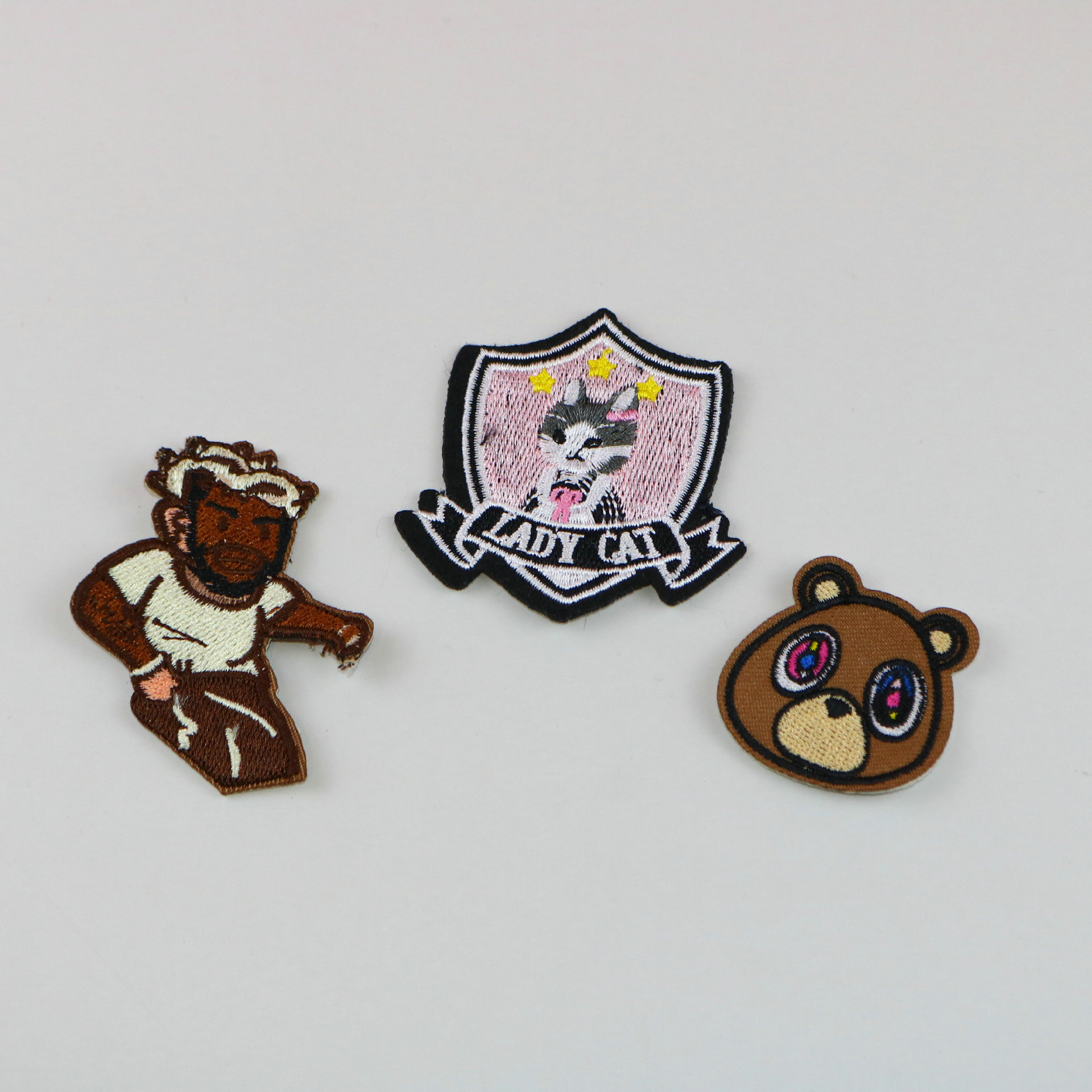 Animal dibujos animados bordado bordado pegatinas de tela pegatinas de espalda pegatinas de bordado de computadora pegatinas de ropa bolsas pegatinas de agujeros pegatinas de parche sello de tela decoración