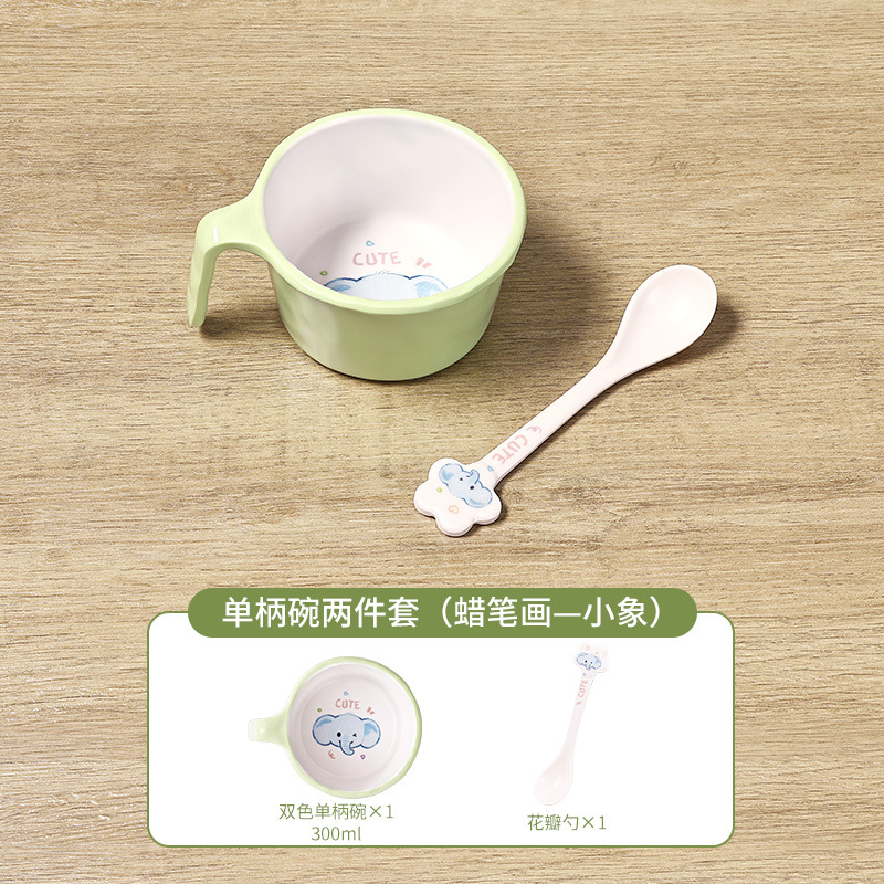 크레용으로 그린 ​​코끼리 한쪽 귀 그릇 + 스푼