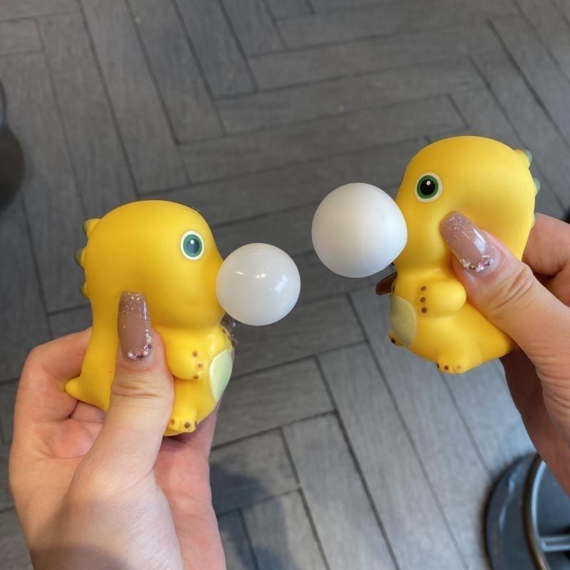 Explosiones de muñecas de llaves de dibujos animados descompresión creativa pellizco juguetes colgantes de estandos de fábrica