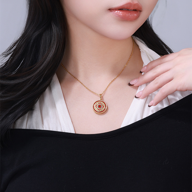 Xuping estilo ligero de lujo colgante estilo nacional temperamento simple goteo de aceite serie de aleación de cobre collares de Año Nuevo al por mayor mujeres