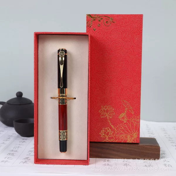 Vintage sandalwood pen set, including a signature pen and a wooden ballpoint pen, perfect as a gift or souvenir, with the option to print a logo