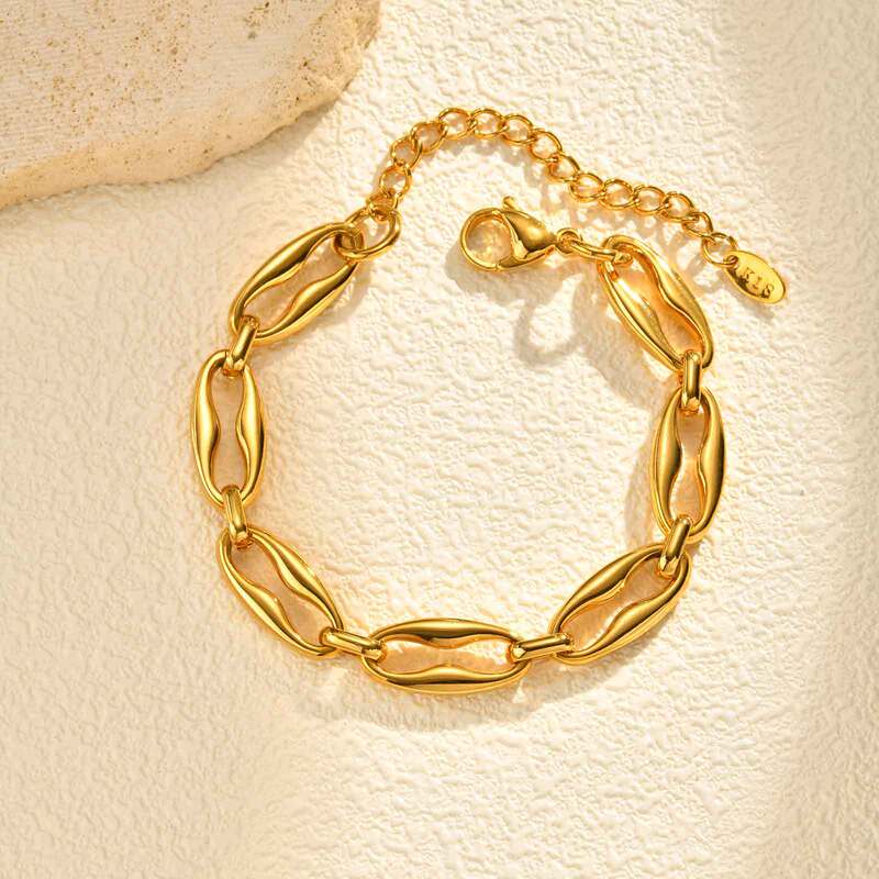 Women's Casual Daily Stacking Bracelet Stainless Steel Glossy Big Lips Chain Bracelet Gold Women's Casual Daily Stacking Bracelet Stainless Steel Glossy Big Lips Chain Bracelet Gold