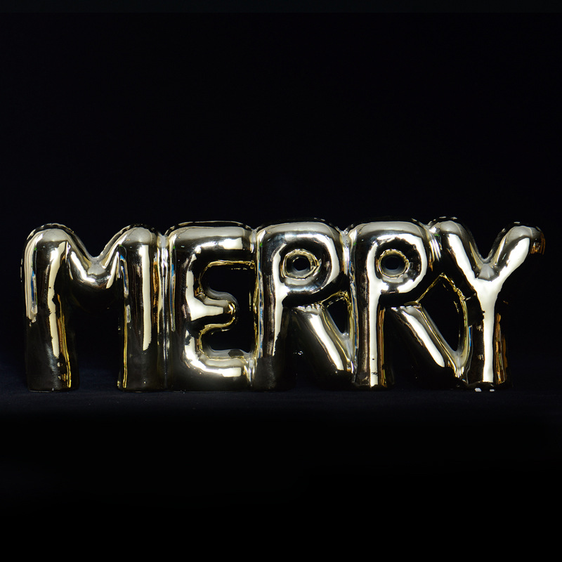 Decoración de letras de globo de cerámica de galvanoplastia de lujo ligero de Navidad sala de estar decoración de árbol de Navidad americano decoración de ambiente nicho