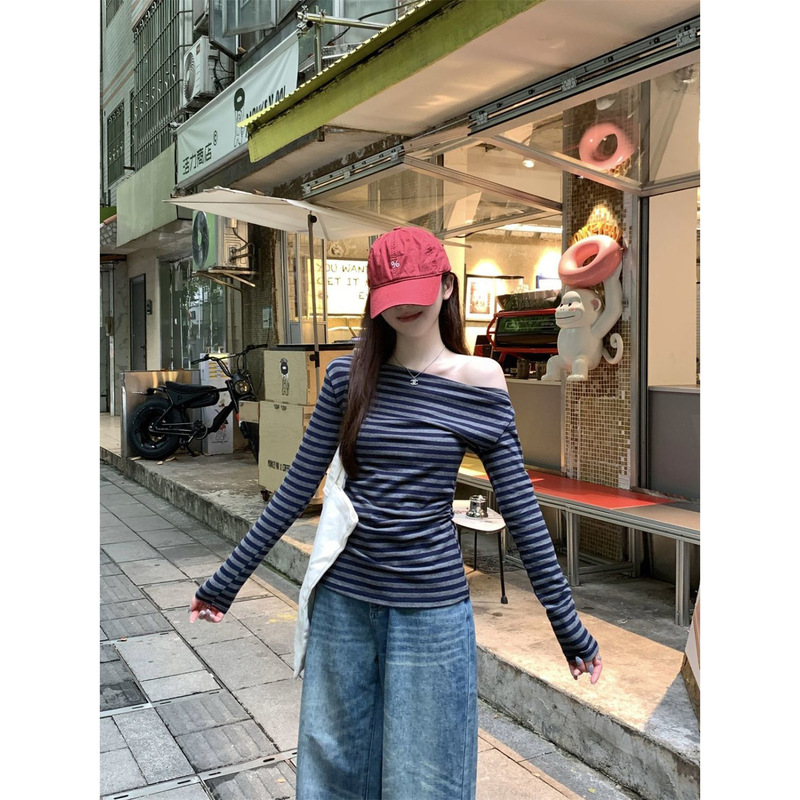 Y2K Amazon Foreign Trade Unique Women's Asymmetrical Collar Striped Long Sleeve T-Shirt 2026 Fall/Winter Pleated Slim Fit Top Y2K Amazon Foreign Trade Unique Women's Asymmetrical Collar Striped Long Sleeve T-Shirt 2026 Fall/Winter Pleated Slim Fit Top