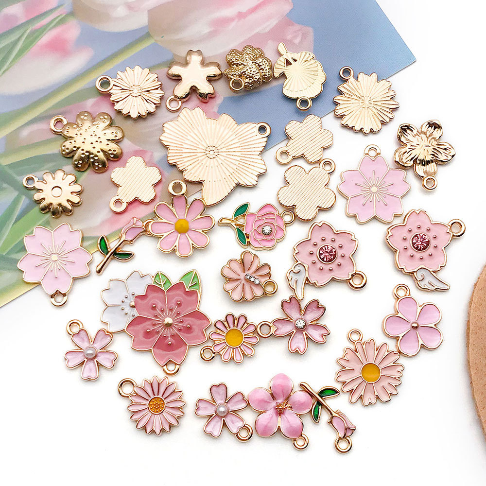 Flower Pattern 1 Piece 11.4*14.6mm 16 * 18 Mm 9*18mm Alloy Rhinestones Flower Pendant