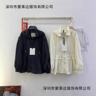 �羳���Ұ汾ԭ��M�ɼ�Ůʿ�Bñ�����������A��ȹ�[�L�����׺�ɫ