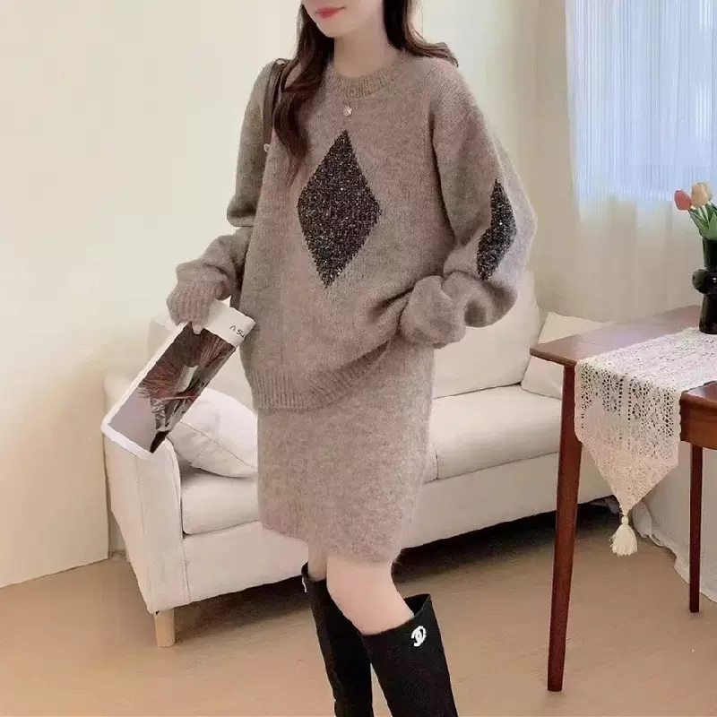 跨境早秋新款菱格圆领时尚套装女2025简约通勤短裙针织两件套毛衣