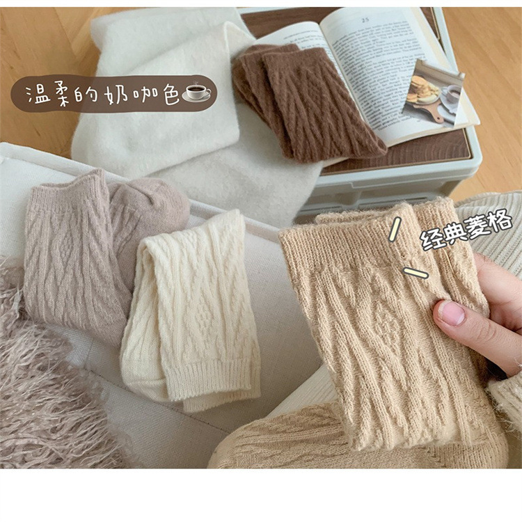 Winter New Style Thickened Women's Socks Japanese Style Vintage Twist Wool Socks Women's Warm Camel Fleece Women's Socks Stacked Socks