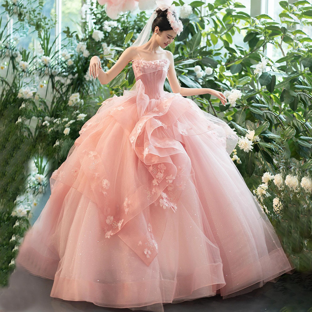 New Photo Studio Fashion Niche Pink Strapless Light Wedding Dress High-End Light Luxury Adult Dress Heavy Craftsmanship Runaway Princess Dress