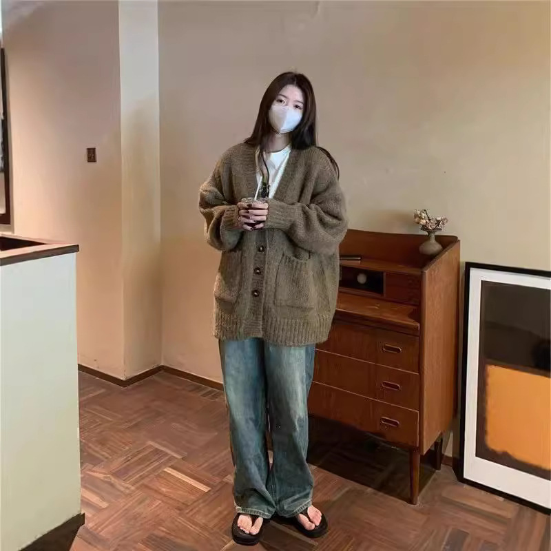 2024 otoño y invierno nuevo estilo coreano suelto vestido exterior de punto Cardigan mujeres perezosas de viento medio largo suave abrigo de suéter glutinoso image 4