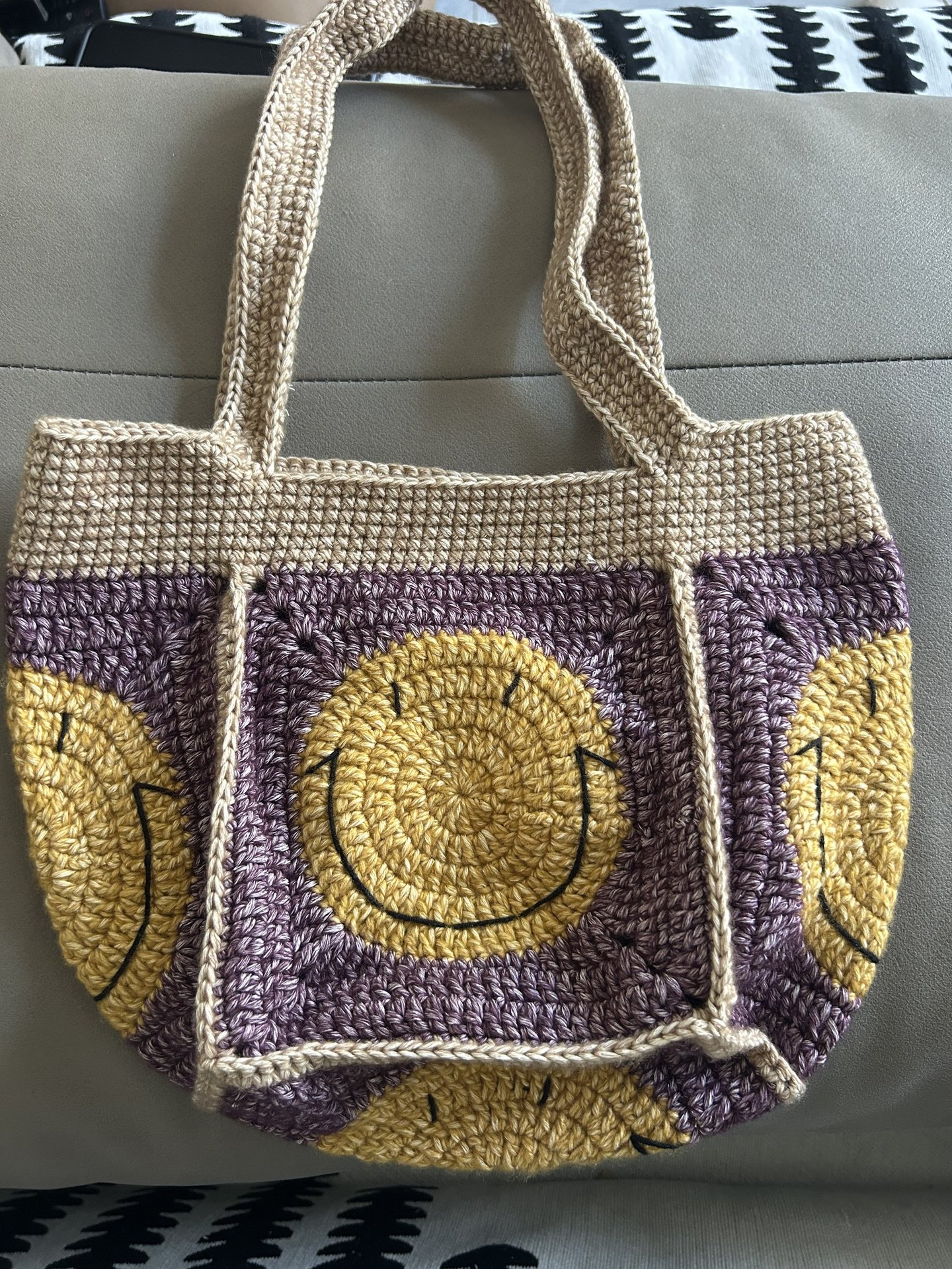 Estilo elegante y digno, ropa de gancho, bolsos de fresa, bolsos de teléfono móvil para la familia y las vacaciones. image 40