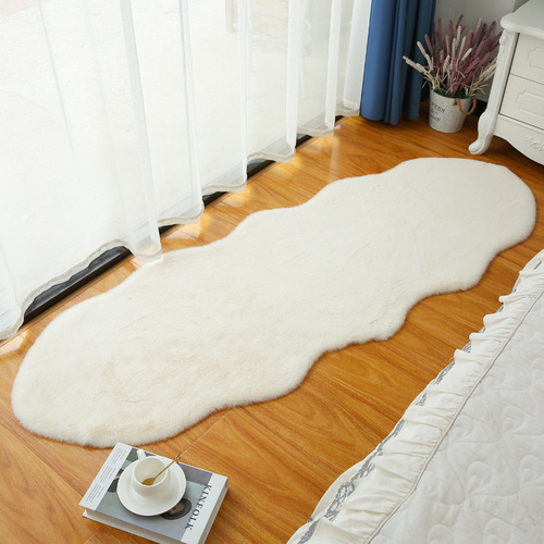 New Amazon Fake Rabbit Fur Runner Rug Bedside Rug Bedroom Living Room Balcony Cushion Plush Irregular Rug Thickened