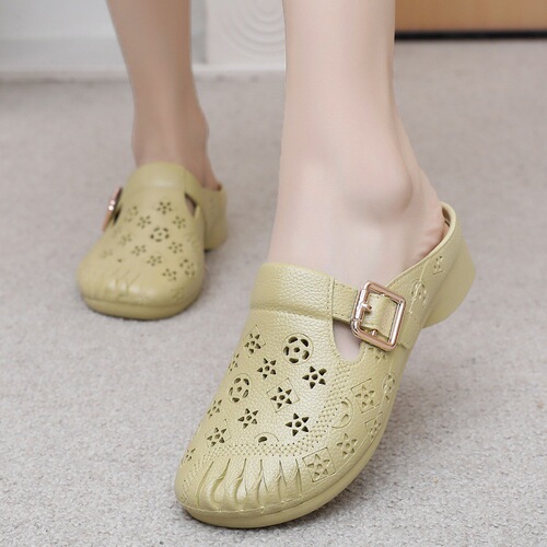 New flat heel anti-slip middle-aged mother bag head slippers bag head slippers imitated leather medium heel hole shoes outer wear women's slippers 