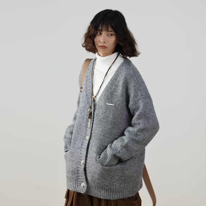 봄, 가을 유행 대학 스타일 루즈 캐주얼 게으른 스웨터 재킷 남성용 일본 솔리드 컬러 V 넥 카디건 스웨터