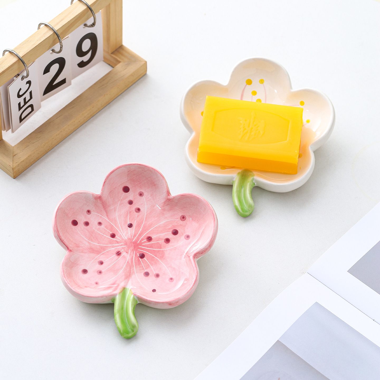 Ceramic Soap Dish, Light Luxury Soap Draining Box, Household Bathroom Handwashing Sink Soap Holder, Large Size