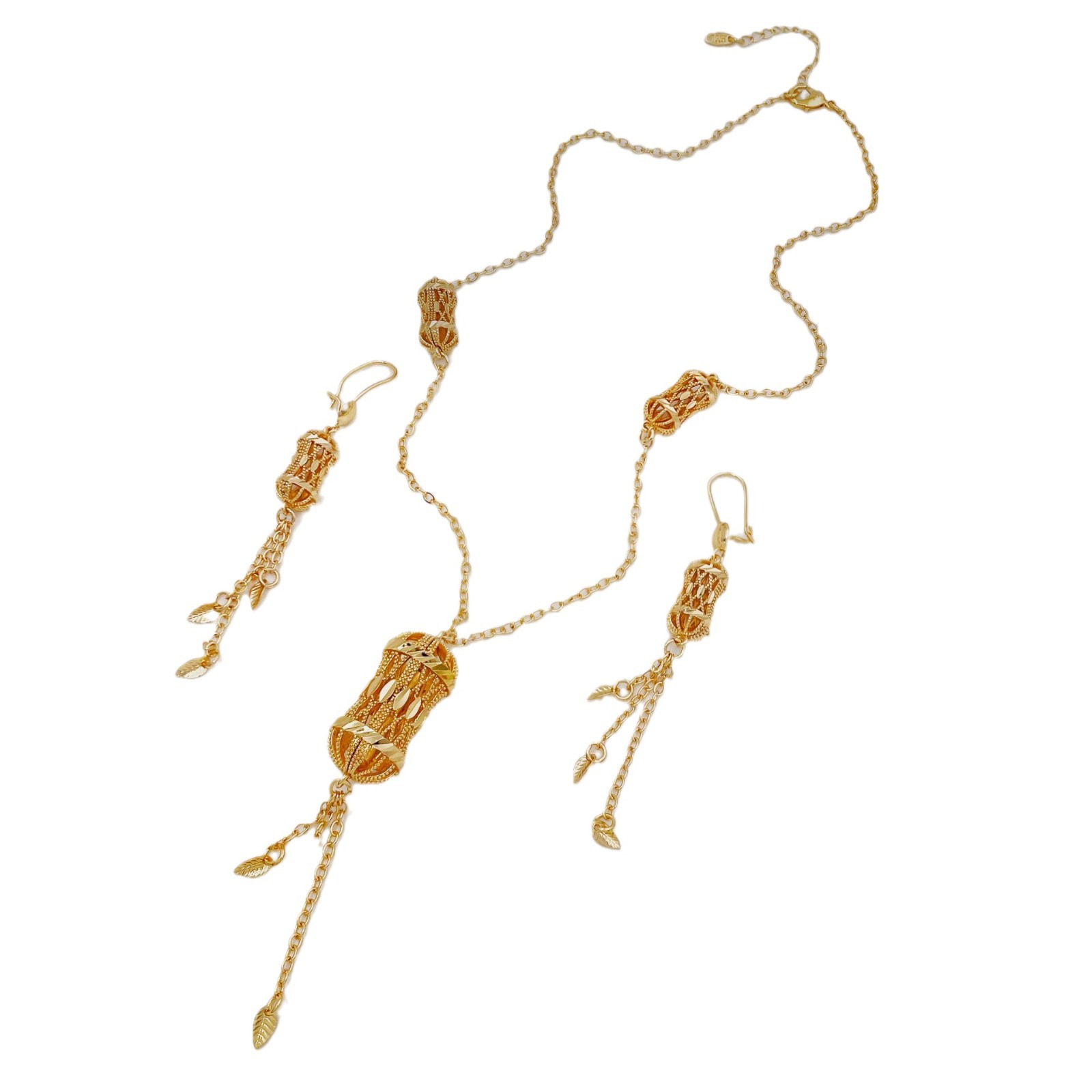 Cuerpos de cobre chapados en oro collar conjunto de joyas para mujeres opciones transfronterizas populares colgantes de orejas de dos piezas conjunto de joyas para mujeres image 6