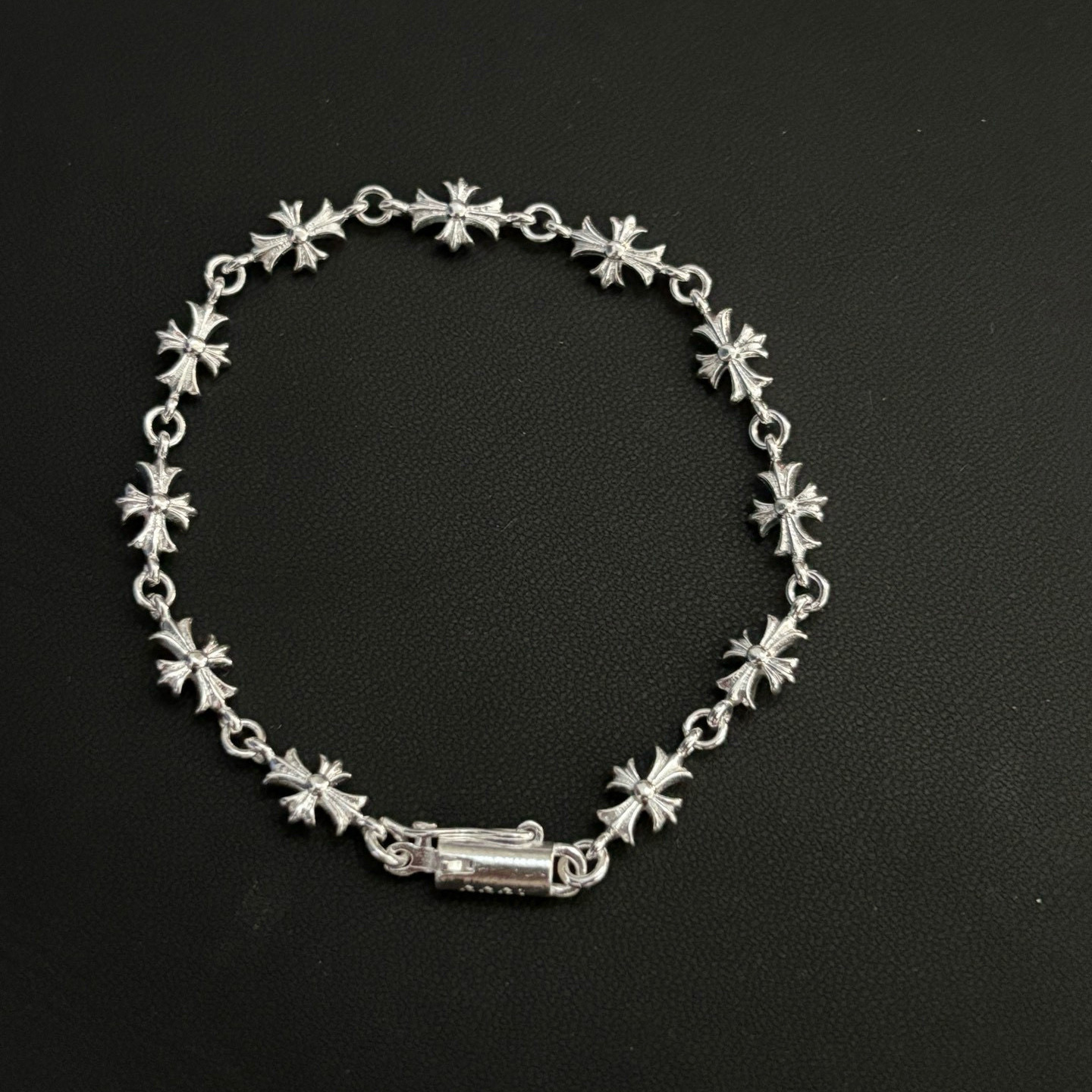 Trendy Brand Personality Bright Silver High-Value Diamond-Studded Cross Splicing Fashion Versatile Couple Clasp Bracelet