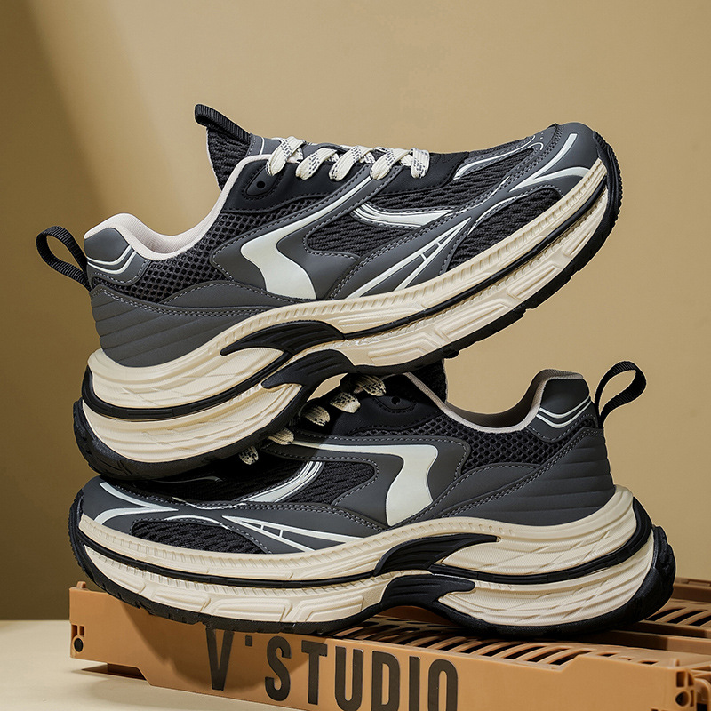 Zapatos de papá para hombres primavera y verano 2025, nuevo estilo coreano de moda retro, malla transpirable, zapatos deportivos cómodos con suela gruesa