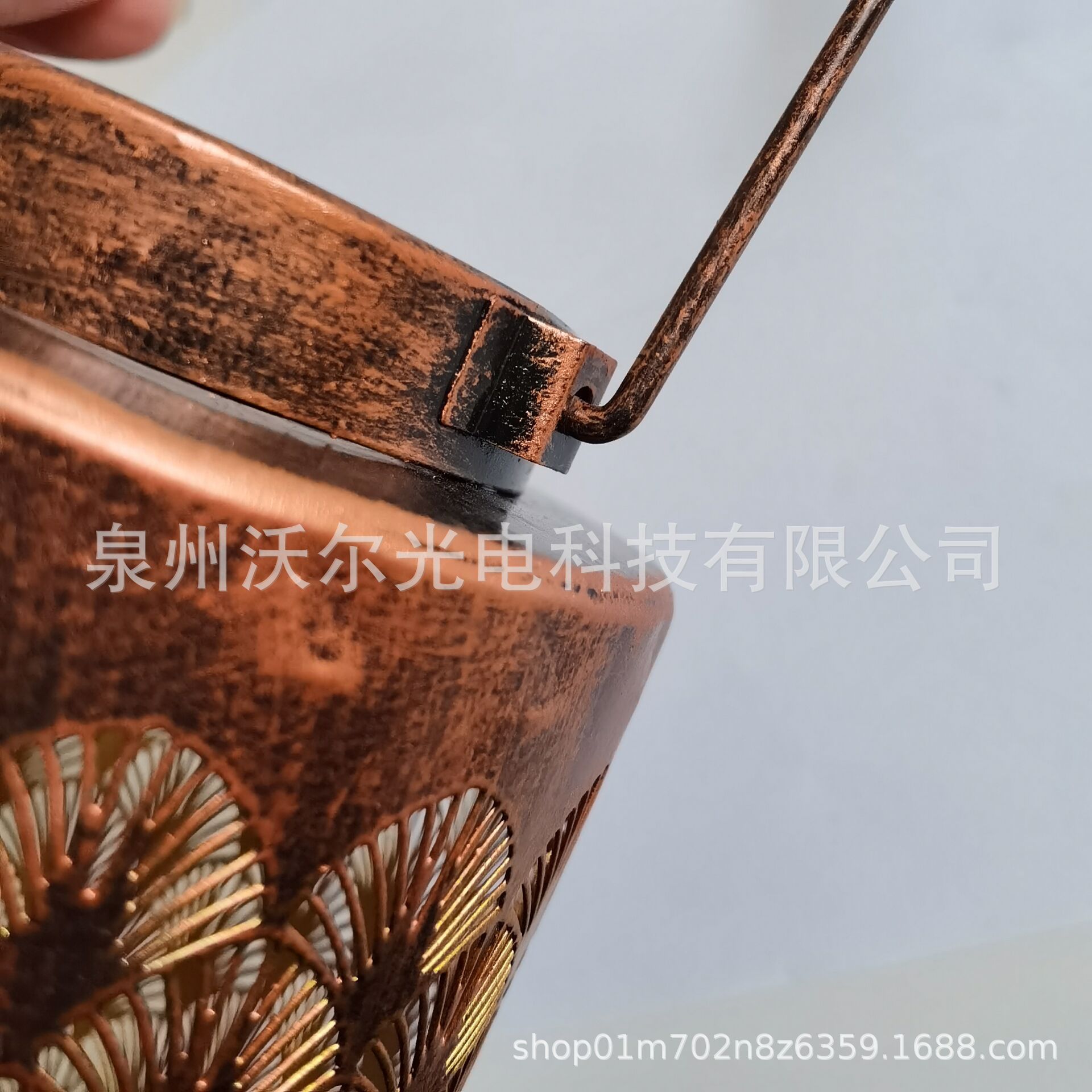 推荐亚马逊跨境热销 LED镂空太阳能灯笼 防水IP65 花园庭院装饰灯