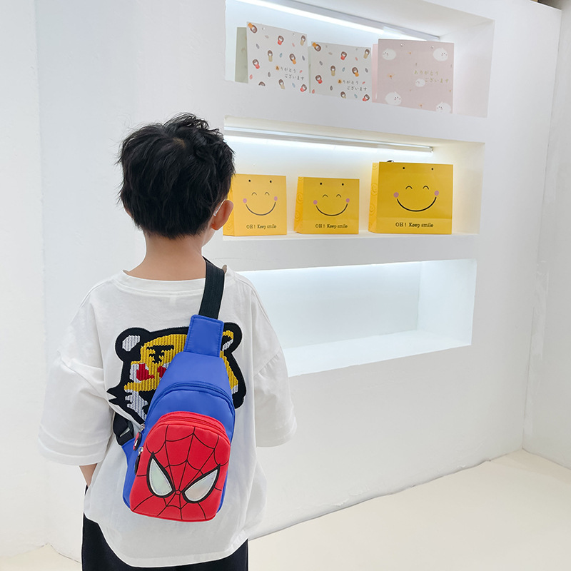 Moda bolso de los niños frescos 2022 nuevo chico guapo crossbody pequeño bolso de pecho versátil lienzo personalizado monedero