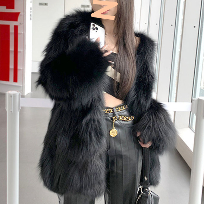 Authentic Fox Fur Outwear for Women in Autumn and Winter Real Fur New Imported Raccoon Fur Mid-Length Fur All-In-One Outwear Authentic Fox Fur Outwear for Women in Autumn and Winter Real Fur New Imported Raccoon Fur Mid-Length Fur All-In-One Outwear