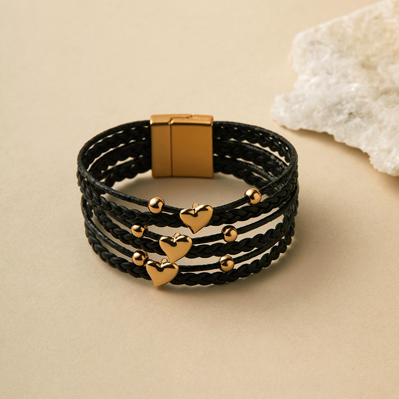 Retro Streetwear Heart Shape Pu Leather Alloy Wrap Bracelets Wholesale display picture 10