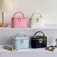 メーカー直販の小香風ケースバッグ女性2025新型菱格チェーンシングルショルダーバッグ高級感通勤バッグ