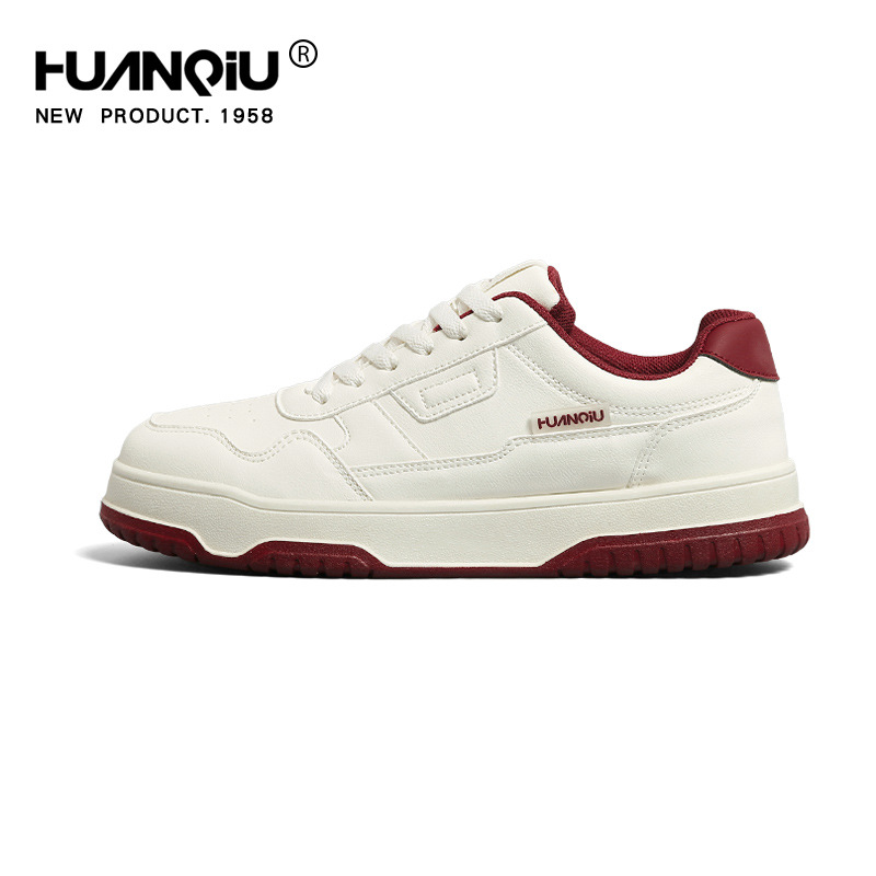 環球男靴2025春の新型の厚い底の白い靴の男の小さい大衆は韓国版のレジャーの板の靴の男を合わせます。
