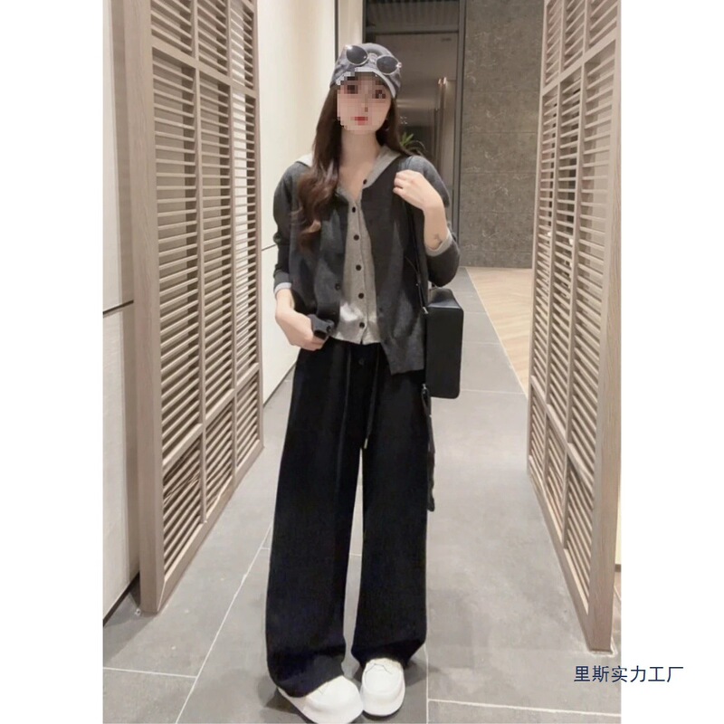 Korean-Style Trendy Loose and Casual Solid Color Sweater Knitwear Single-Breasted Fake Two-Piece Hooded Women's Top Korean-Style Trendy Loose and Casual Solid Color Sweater Knitwear Single-Breasted Fake Two-Piece Hooded Women's Top