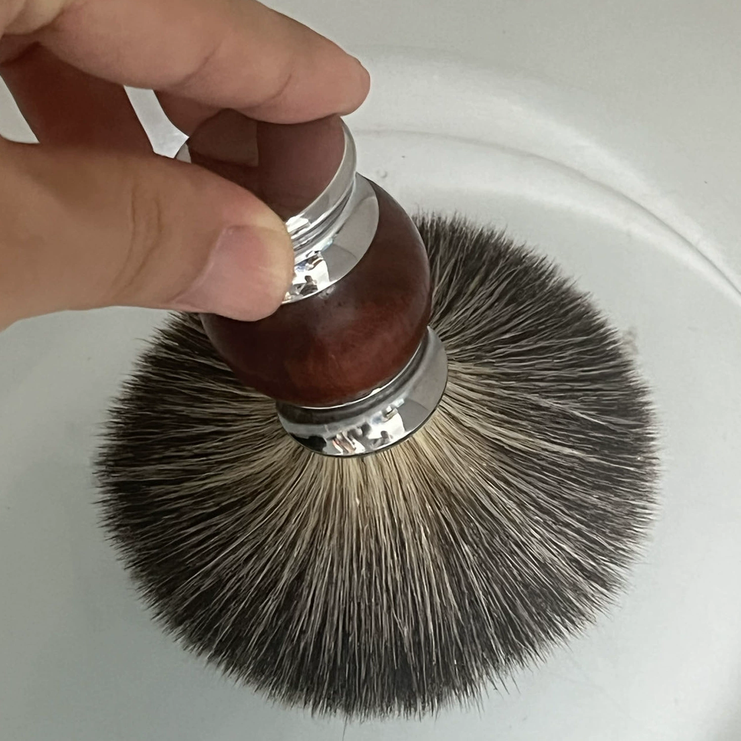 Soft nylon wooden handle shaving, cleansing milk, wholesale