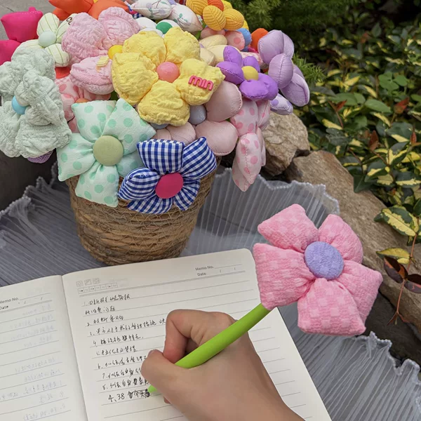 New Fabric Flower Pen, Cute Artificial Flower Gel Pen, Student Shake Pen, Silicone Signature Pen, Teacher's Day Gift
