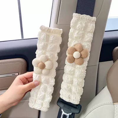 Sürətlər qutusu və əl tormozu başlıqları: Puff Style, Soft and Comfortable - white-style-a-pair-of-white-brown-flowers-puff-shoulder-pads