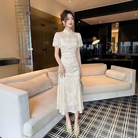 连衣裙;时尚休闲套装;女士连体裤