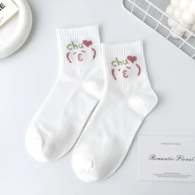 白色袜子女士小表情符号涂鸦高价值日本短袜学生卡通运动袜